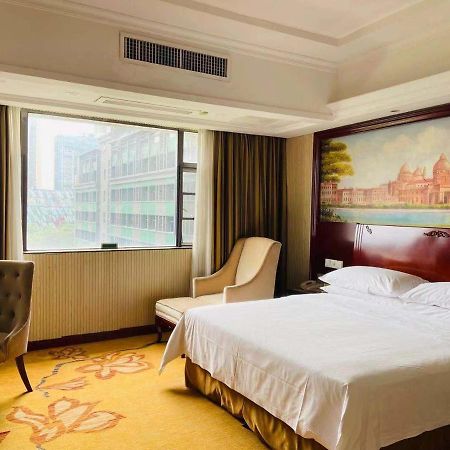 Vienna Hotel Foshan Nanhai City Square Esterno foto