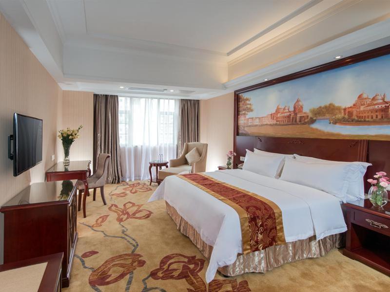 Vienna Hotel Foshan Nanhai City Square Esterno foto