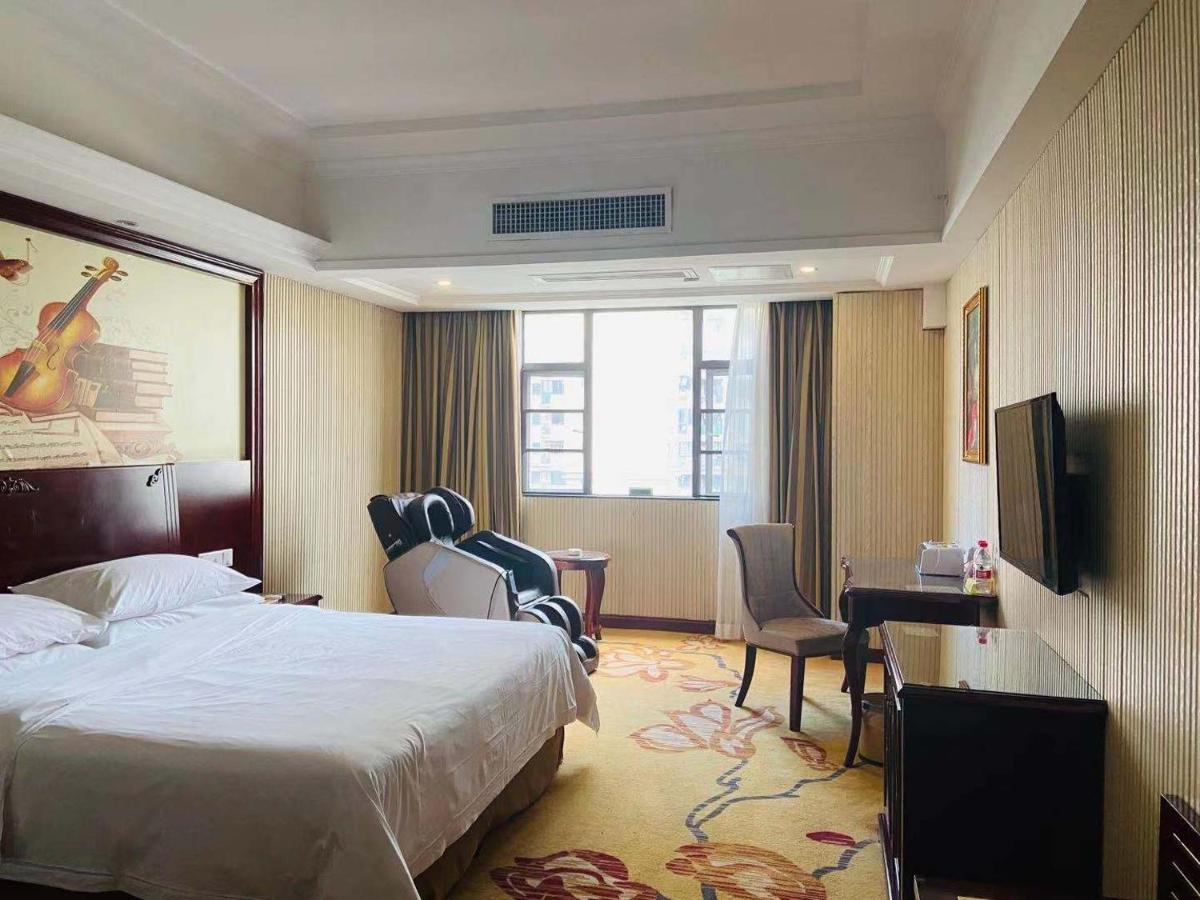 Vienna Hotel Foshan Nanhai City Square Esterno foto